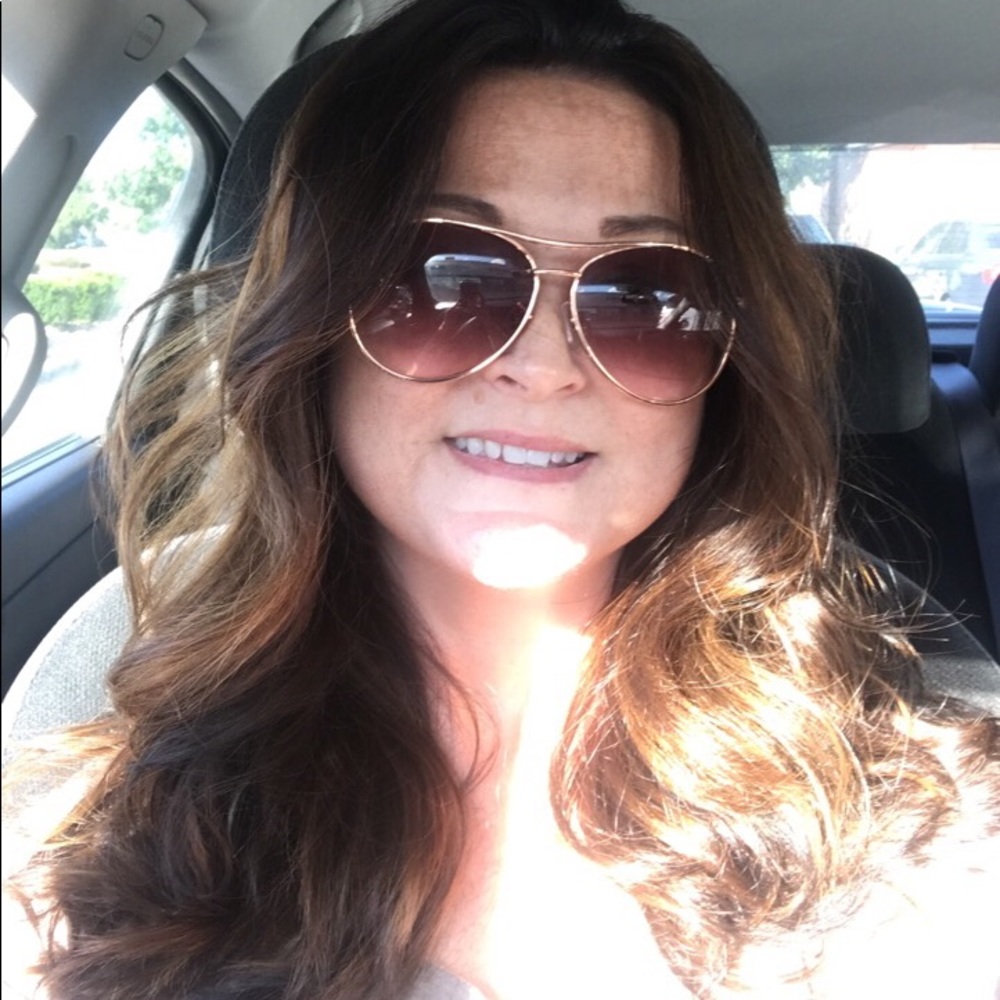 Meet your Posher, Jeri